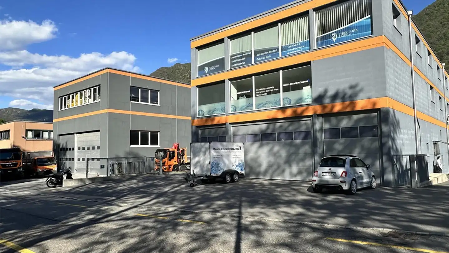 Mischgenutztes Gebäude kaufen - 6805 Mezzovico
