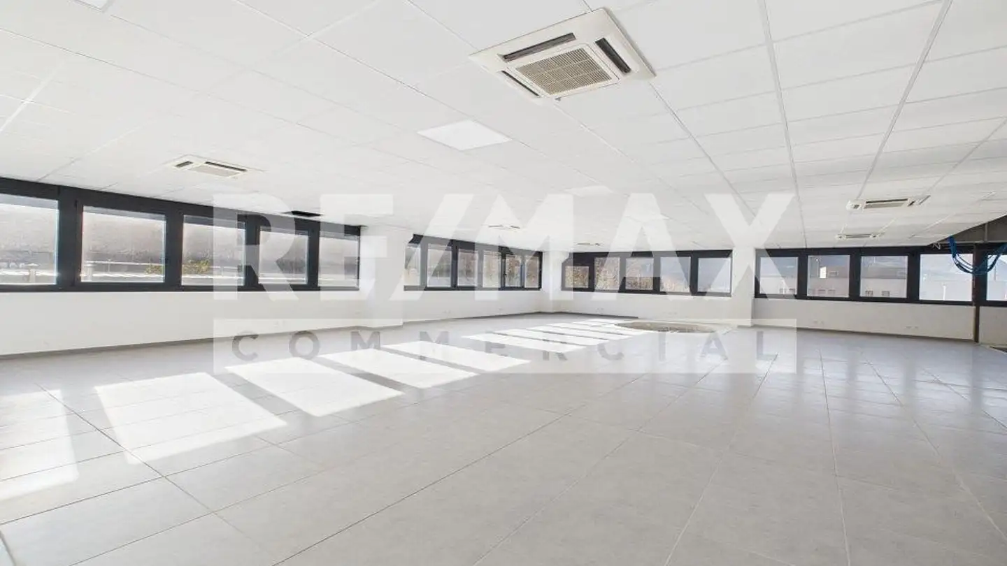 Mixed-use building for sale - 6512 Giubiasco - Photo 3