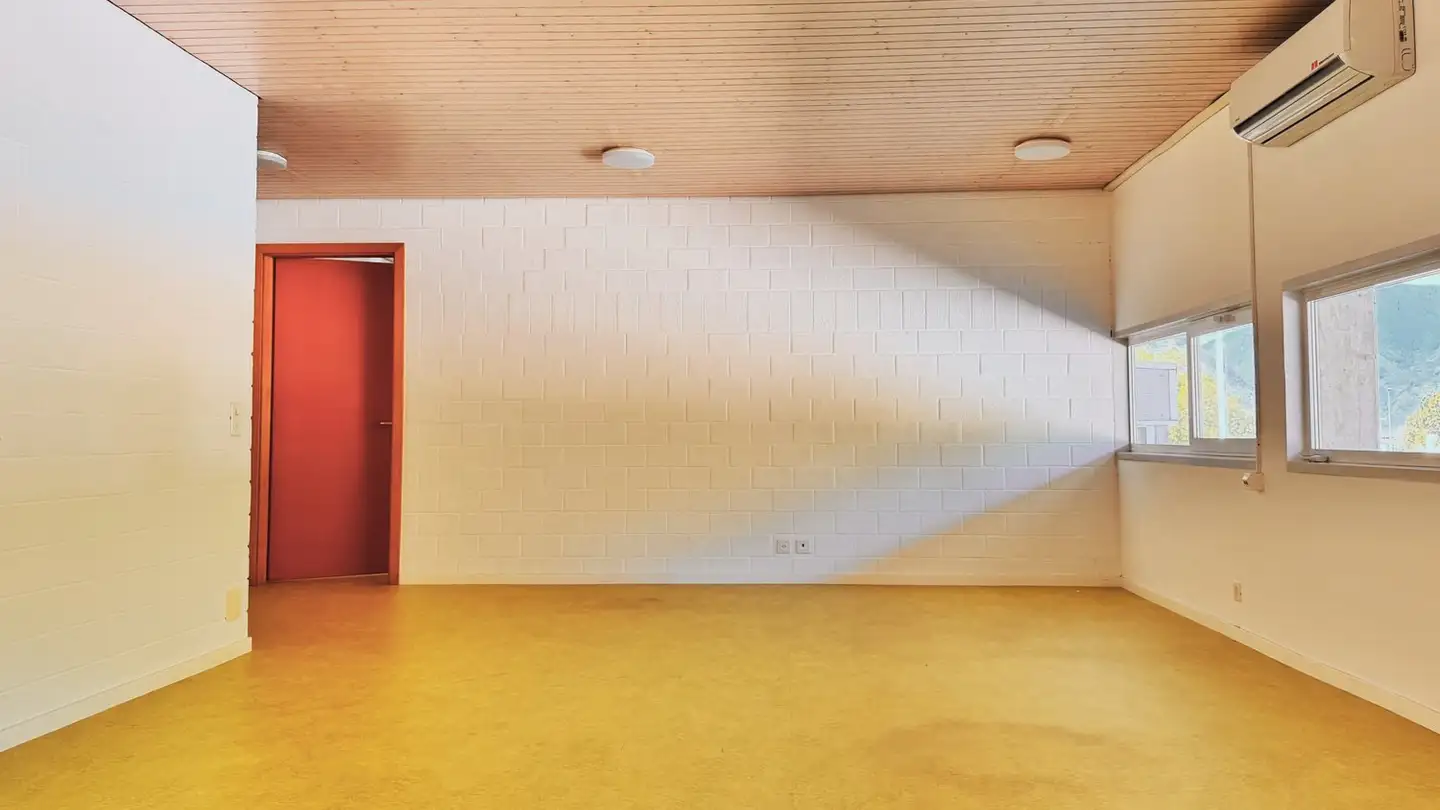 Spazio ufficio in affitto - Véra 12, 6535 Roveredo GR - Foto 3