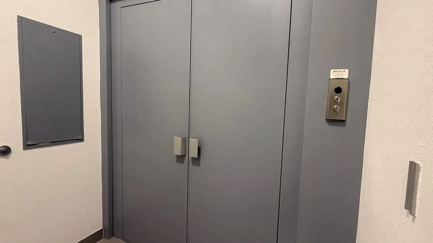 Commerciale in affitto - Via Dante Alighieri 25, 6830 Chiasso - Foto 2