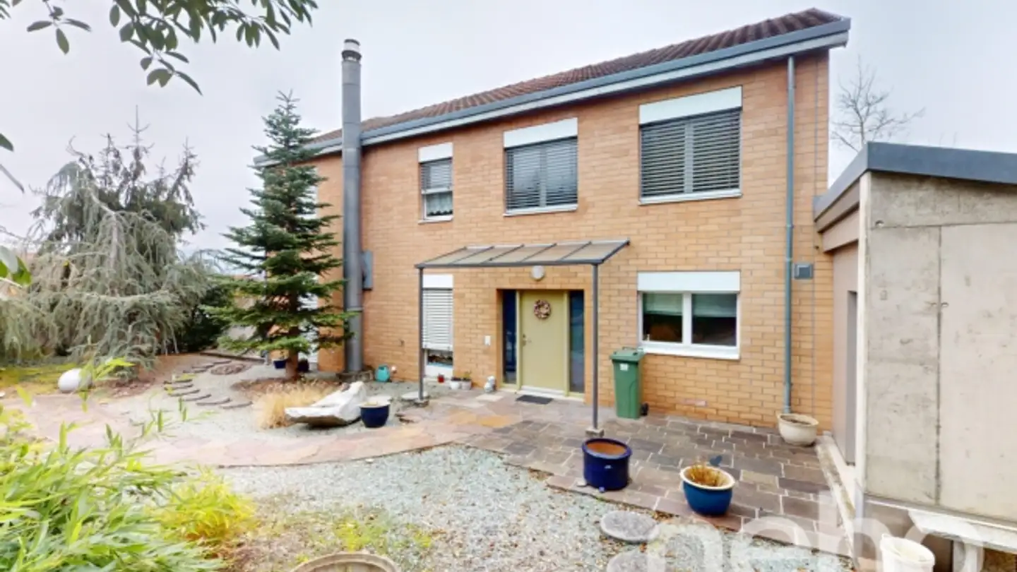 Casa bifamiliare in vendita - Unterdorfstrasse 4, 5212 Hausen AG