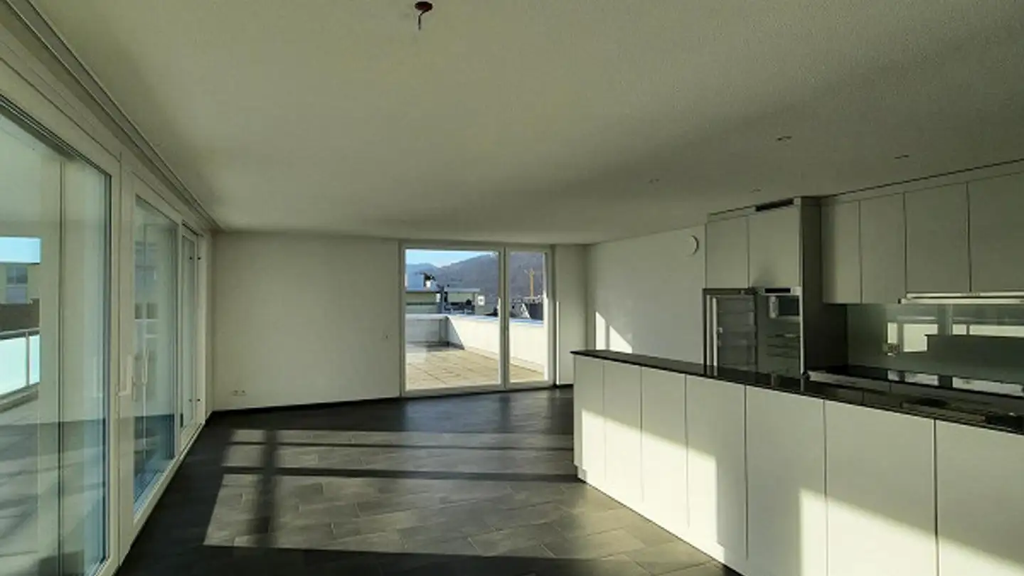 Attique à louer - Kirchweg 8, 4852 Rothrist