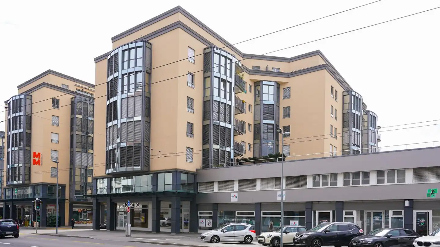 Place de parking extérieure à louer - Rue Du Midi 41, 1800 Vevey