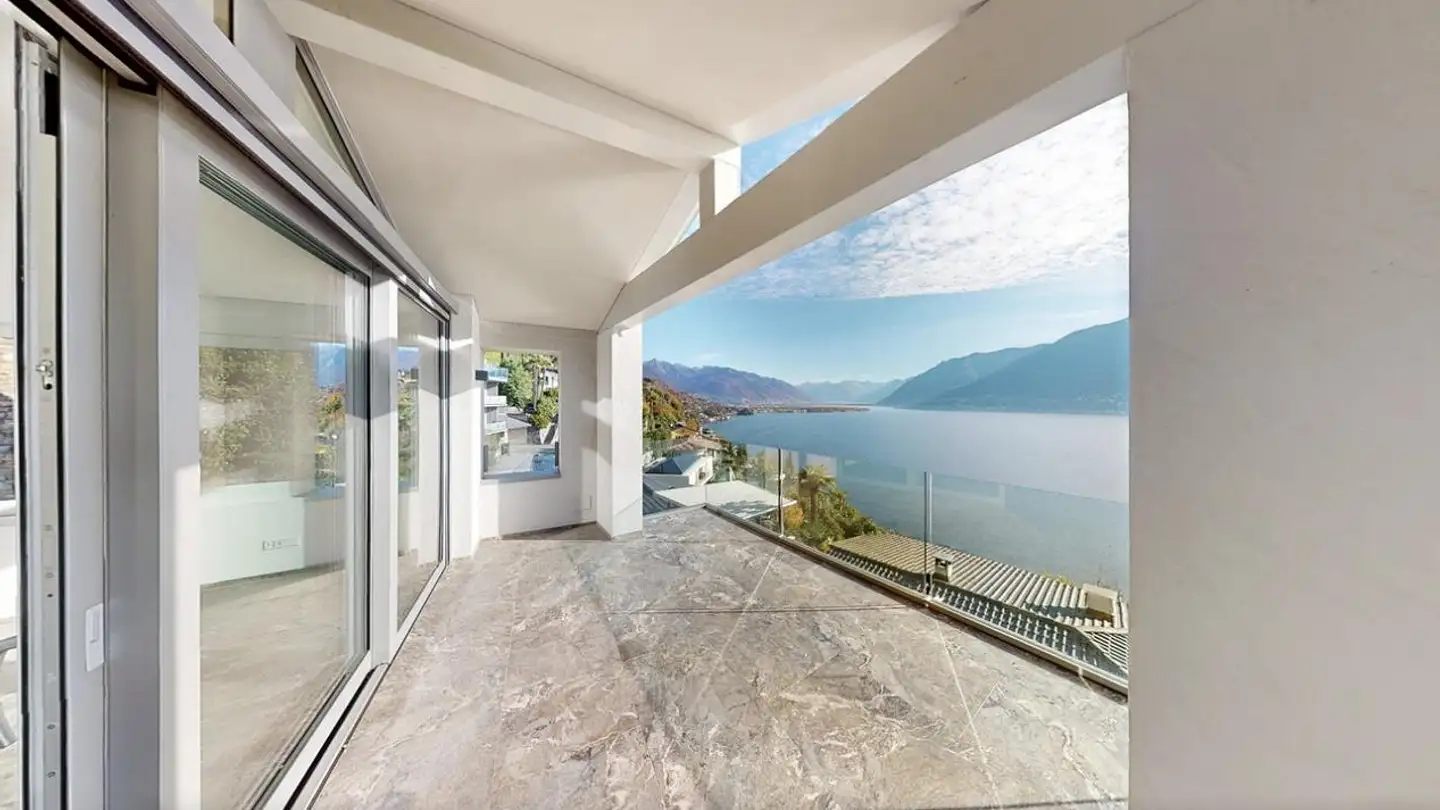 Villa in vendita - Via Ronco, 6613 Porto Ronco