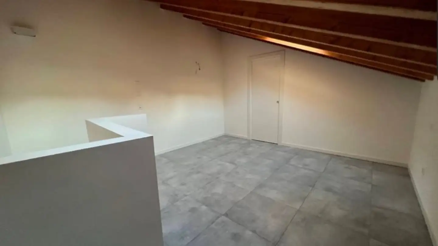 Appartamento in affitto - Piaza 52, 6535 Roveredo GR - Photo 4