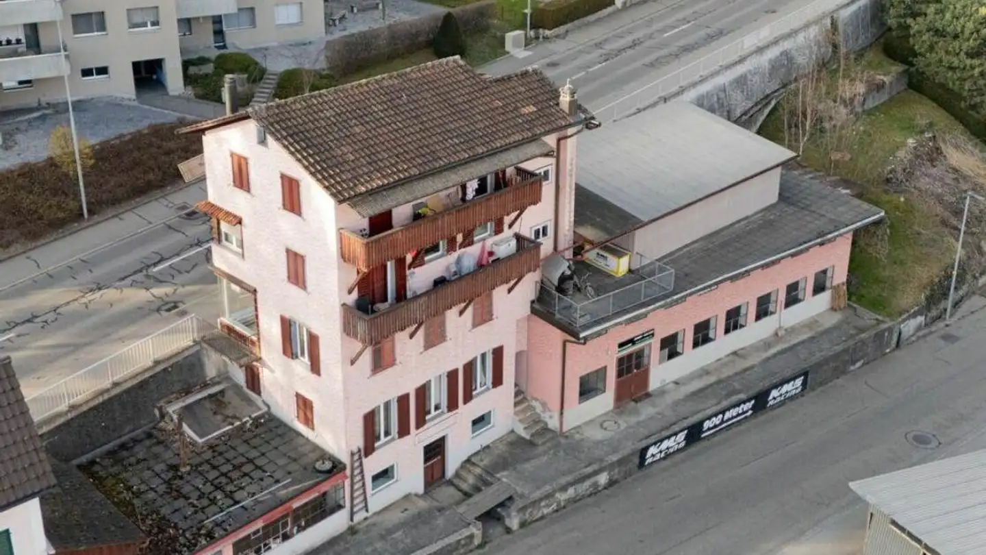 Commercial for rent - Hauptstrasse 18, 8632 Tann