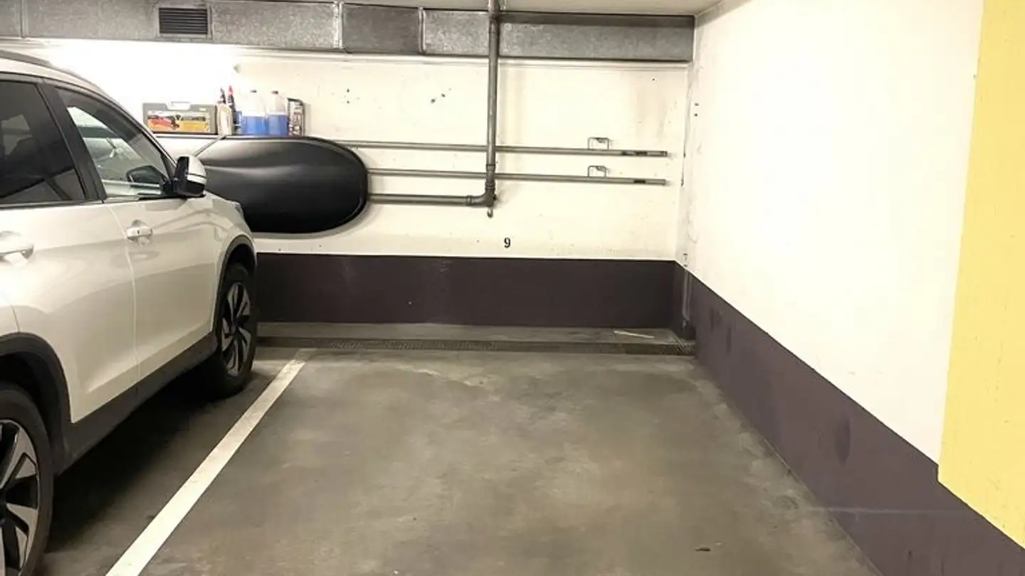 Single garage for rent - In Der Wässeri 12, 8047 Zürich - Photo 3