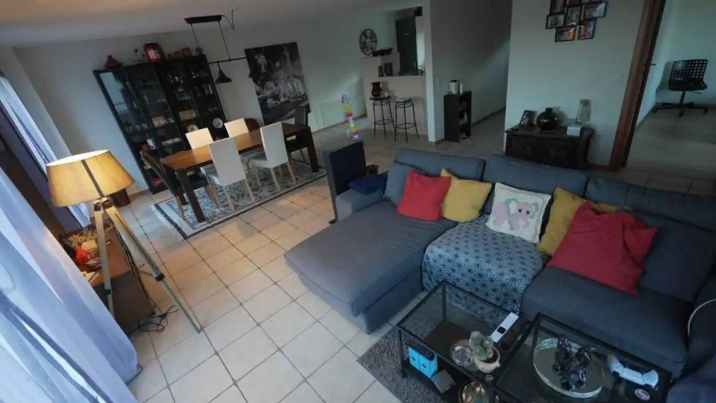 Row house for sale - 1422 Grandson - Photo 2