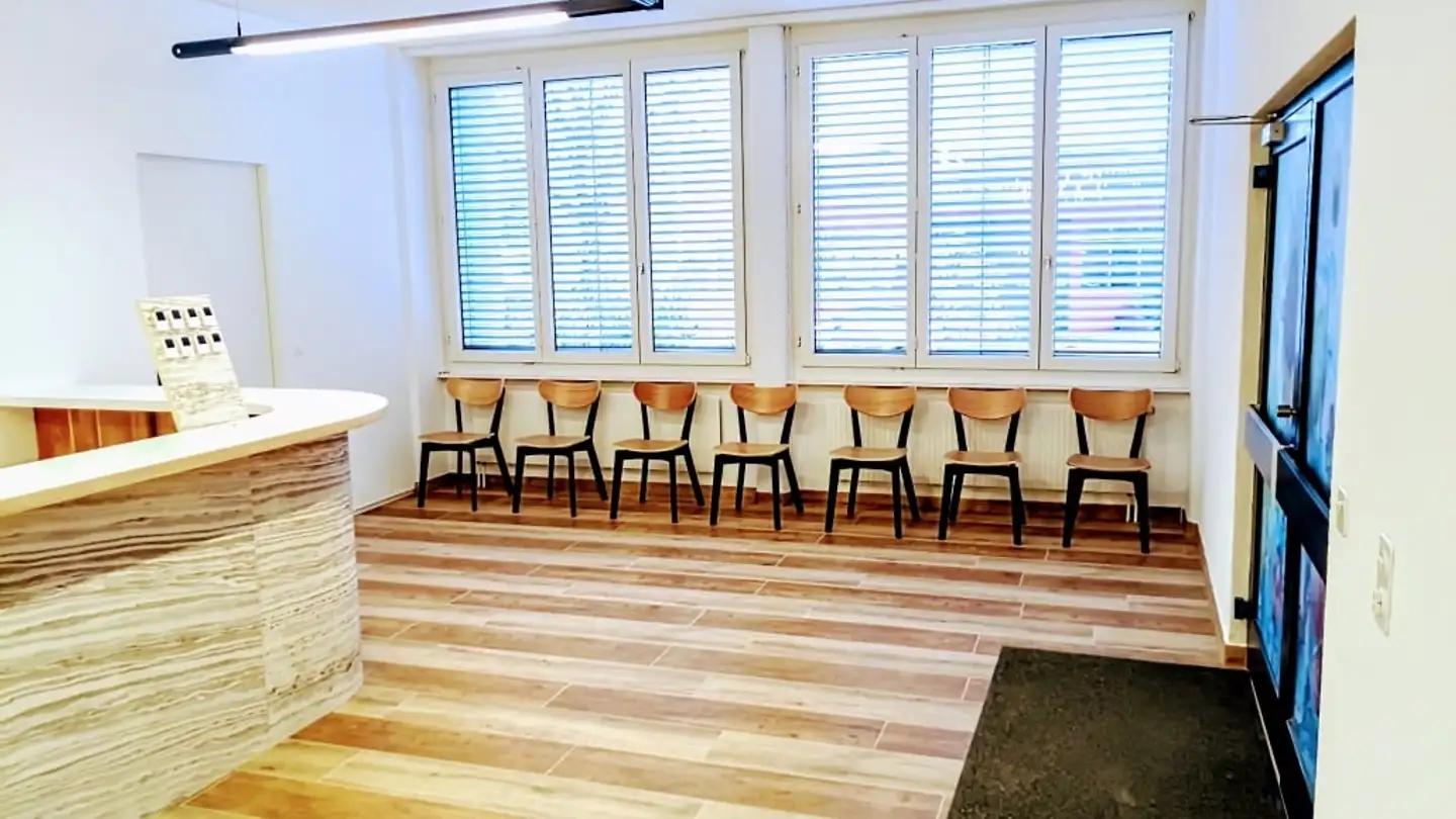 Arztpraxis mieten - Industriestrasse 23, 3178 Bösingen - Foto 2