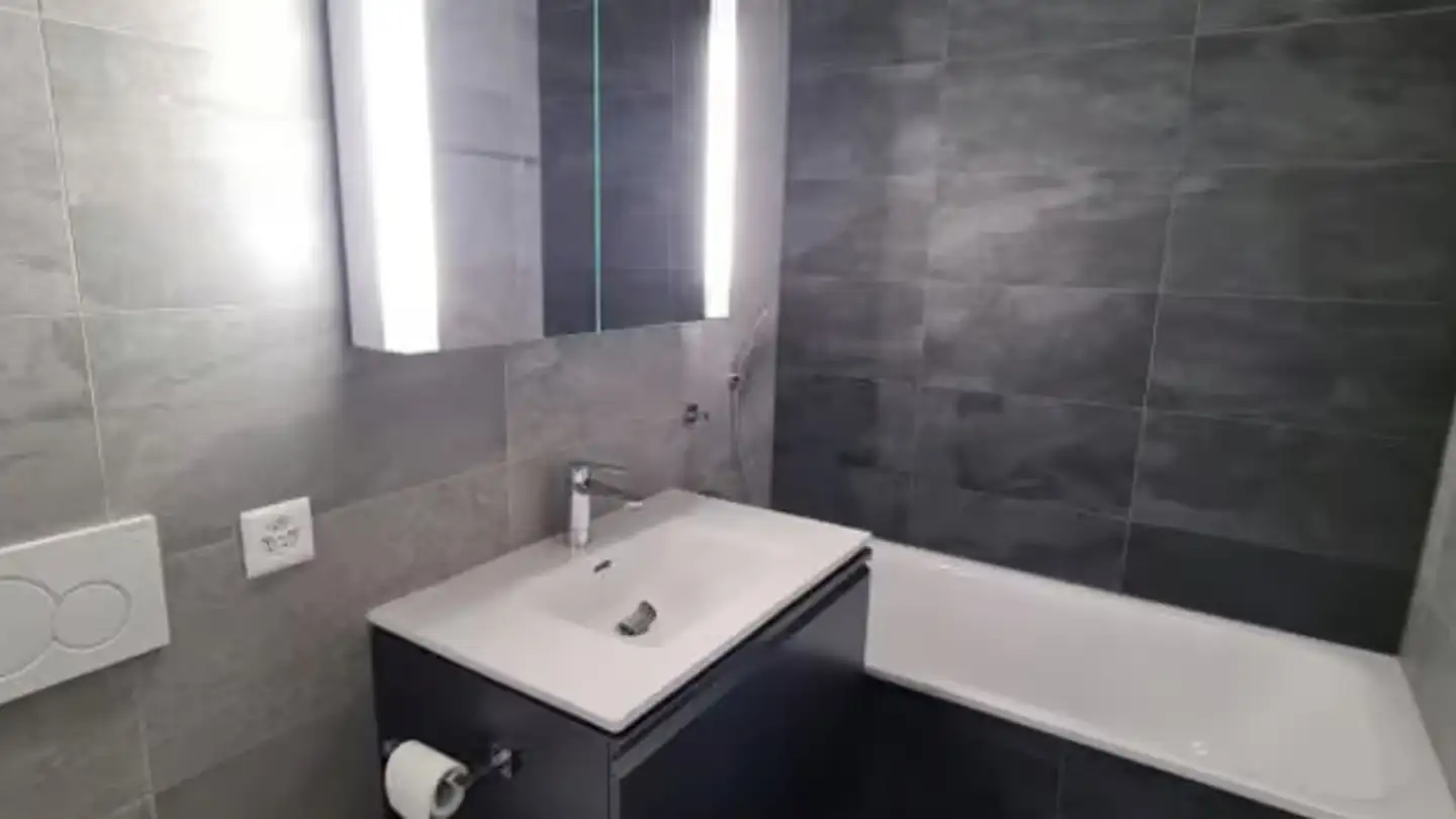 Apartment for rent - Chemin De La Barme 39, 1868 Collombey - Photo 3