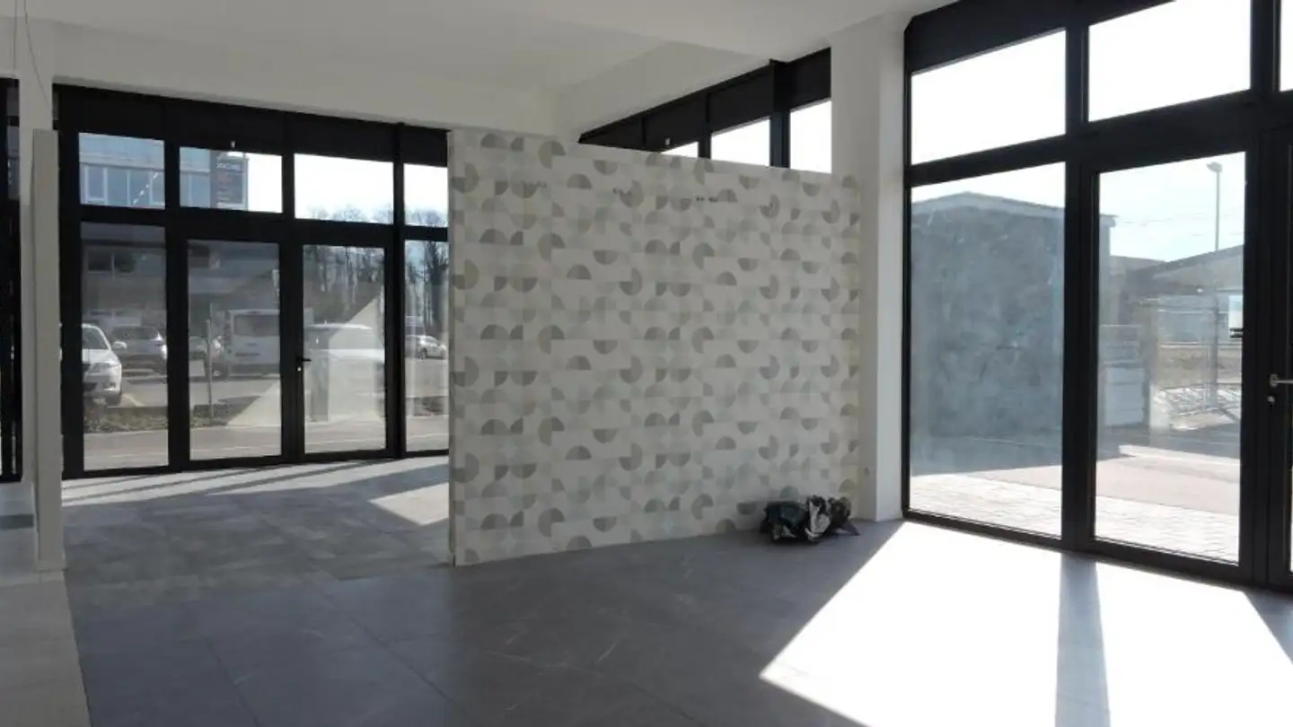 Mischgenutztes Gebäude mieten - 1852 Roche VD