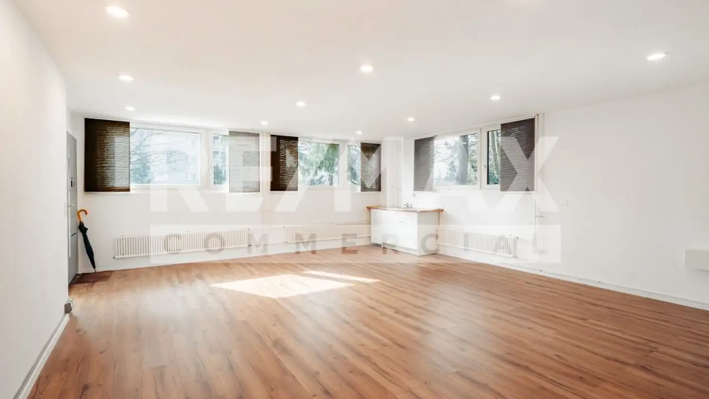 Office space for sale - Wallisellerstrasse 147, 8152 Opfikon - Photo 2