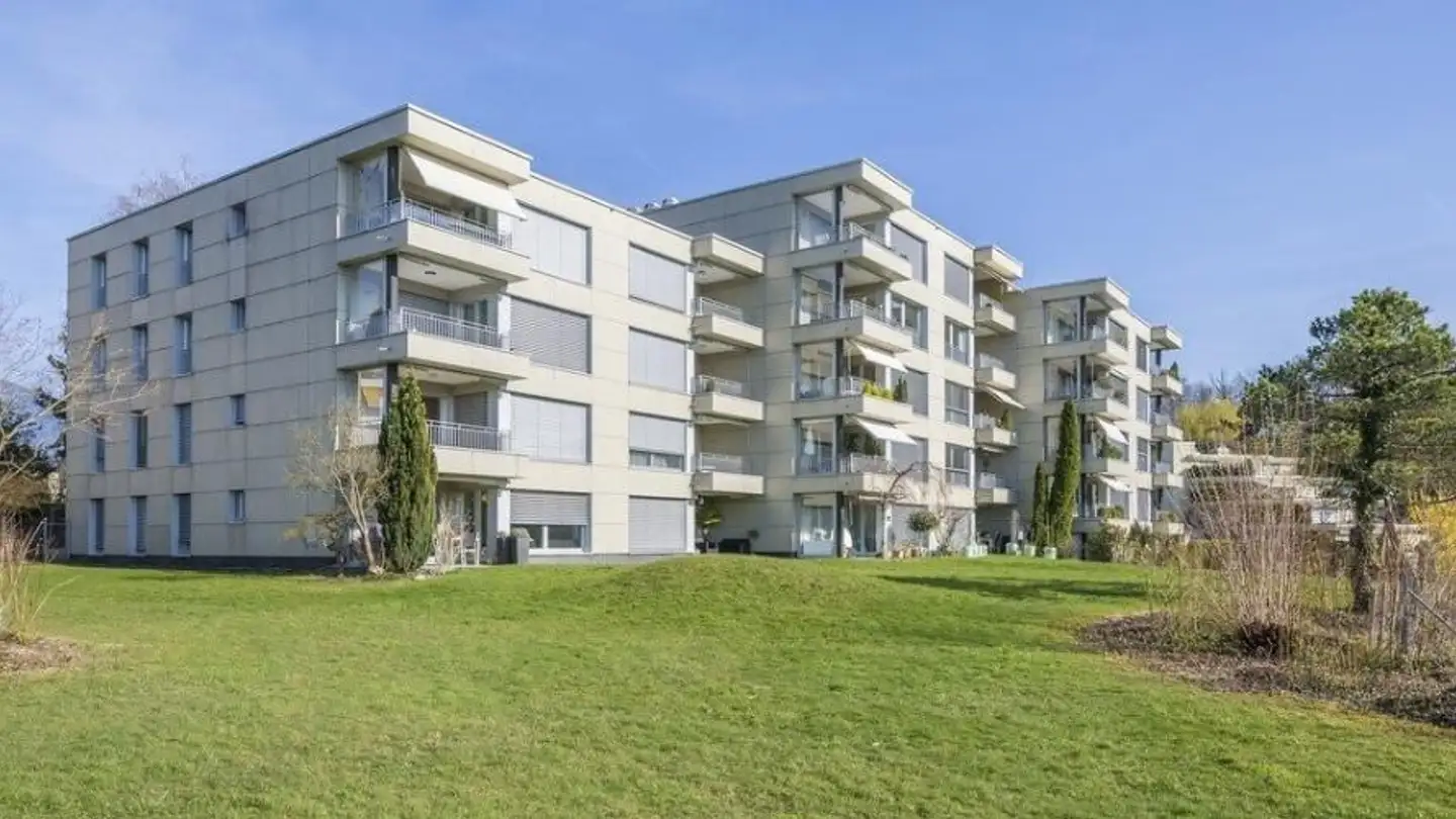 Parcheggio esterno in affitto - Meggenhornstrasse 2, 6045 Meggen