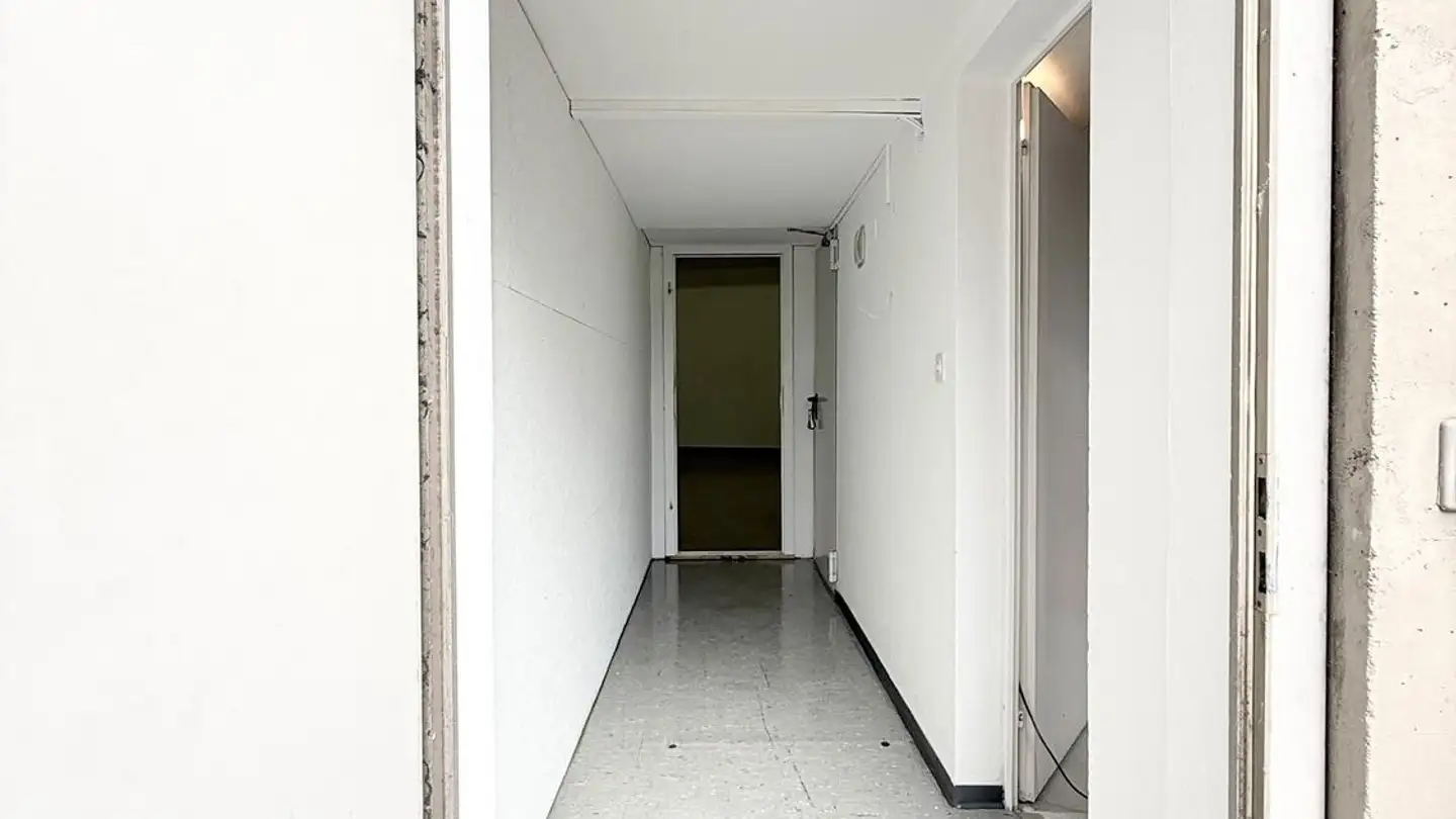 Commerciale in affitto - Neutrottenstrasse 8, 8207 Schaffhausen - Foto 4