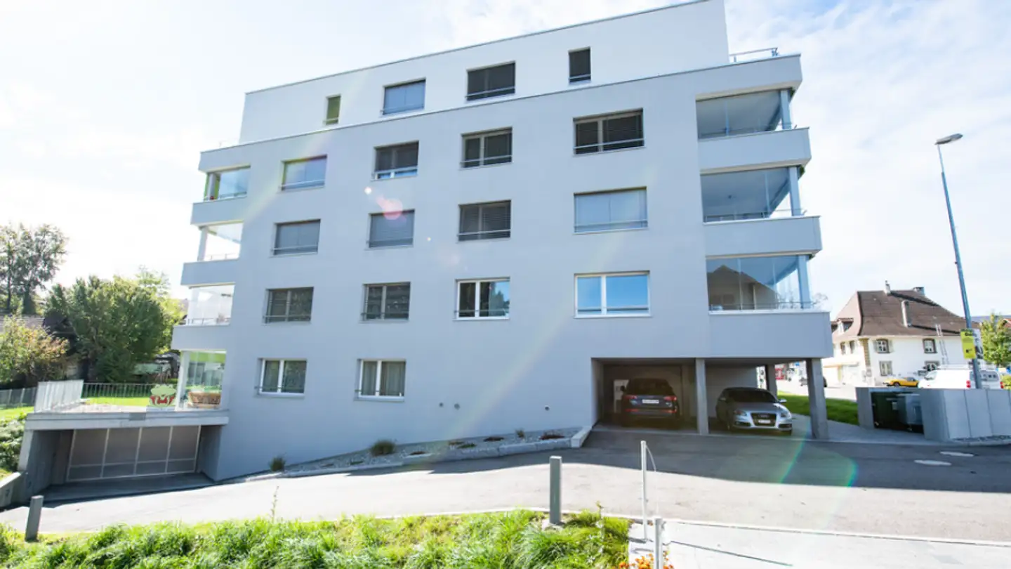 Underground parking space for rent - Bernstrasse 17, 4852 Rothrist