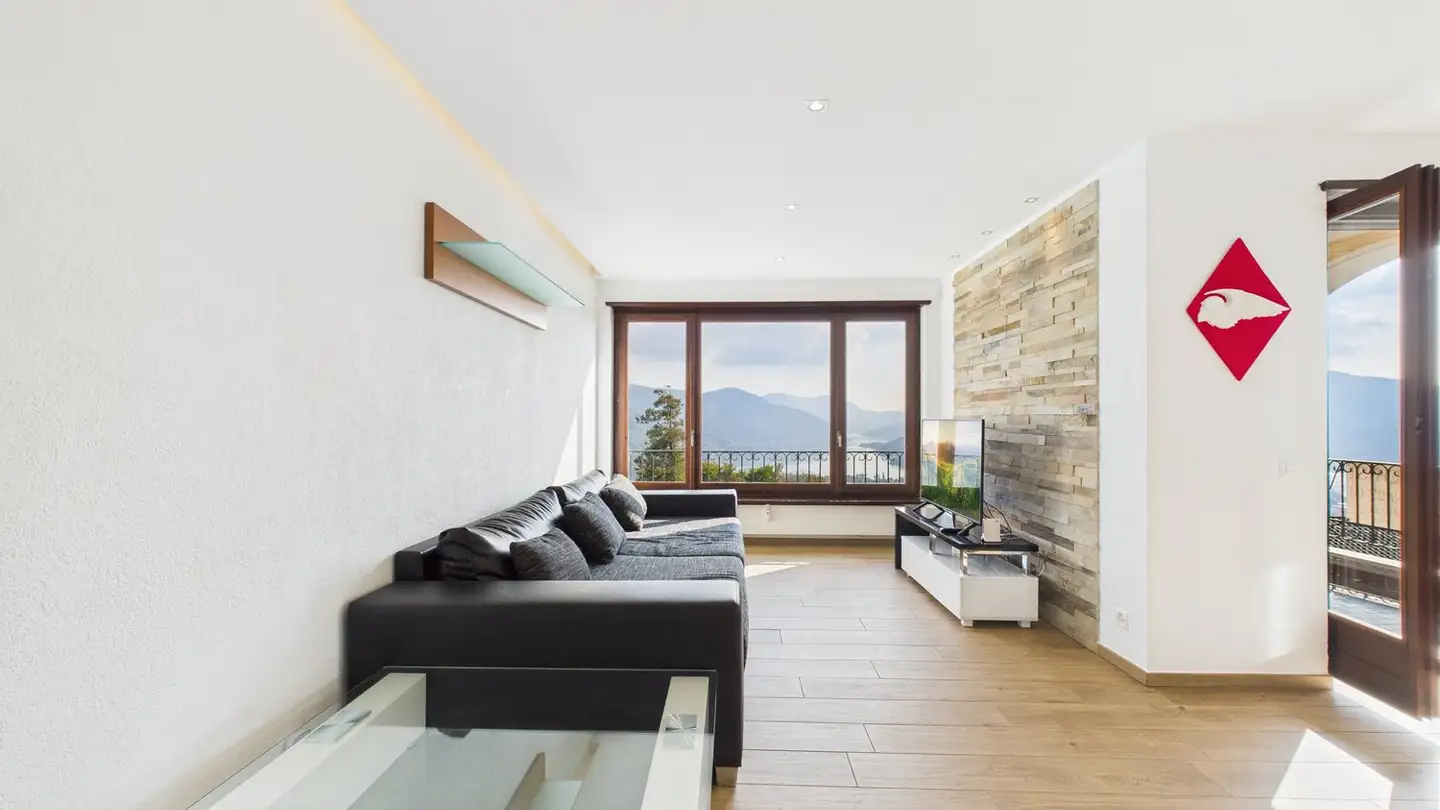 Furnished apartment for rent - Via Pree 8, 6992 Vernate - Photo 2