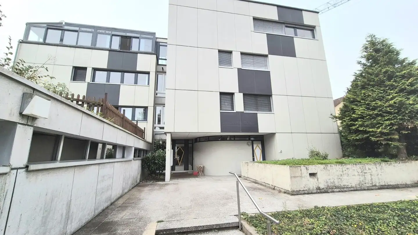 Commercial à louer - Jurastrasse 1, 5000 Aarau
