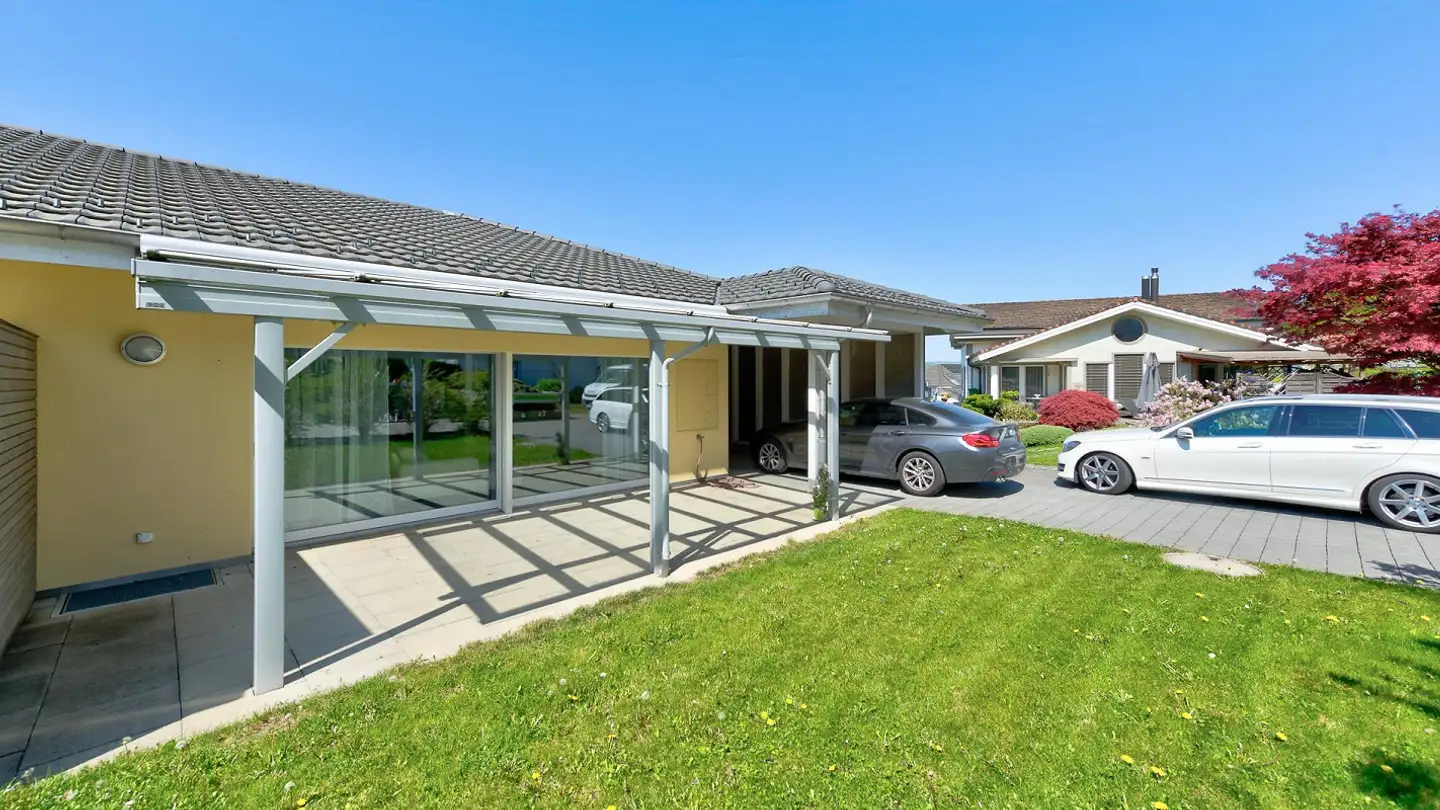 Casa bifamiliare in vendita - Lochrütistrasse 4, 8552 Felben-Wellhausen