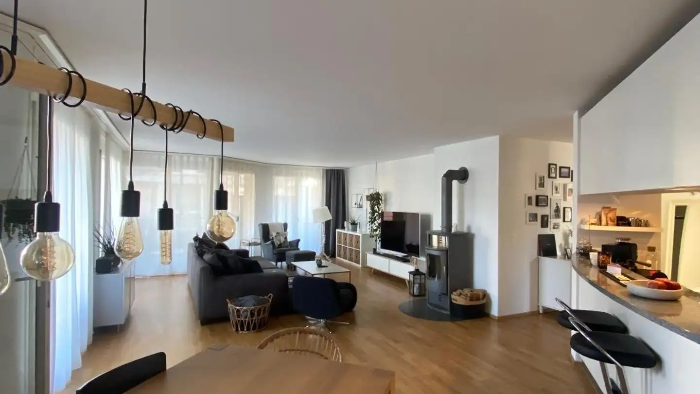 Appartamento in affitto - Sonnenbergstrasse 13a, 6052 Hergiswil NW