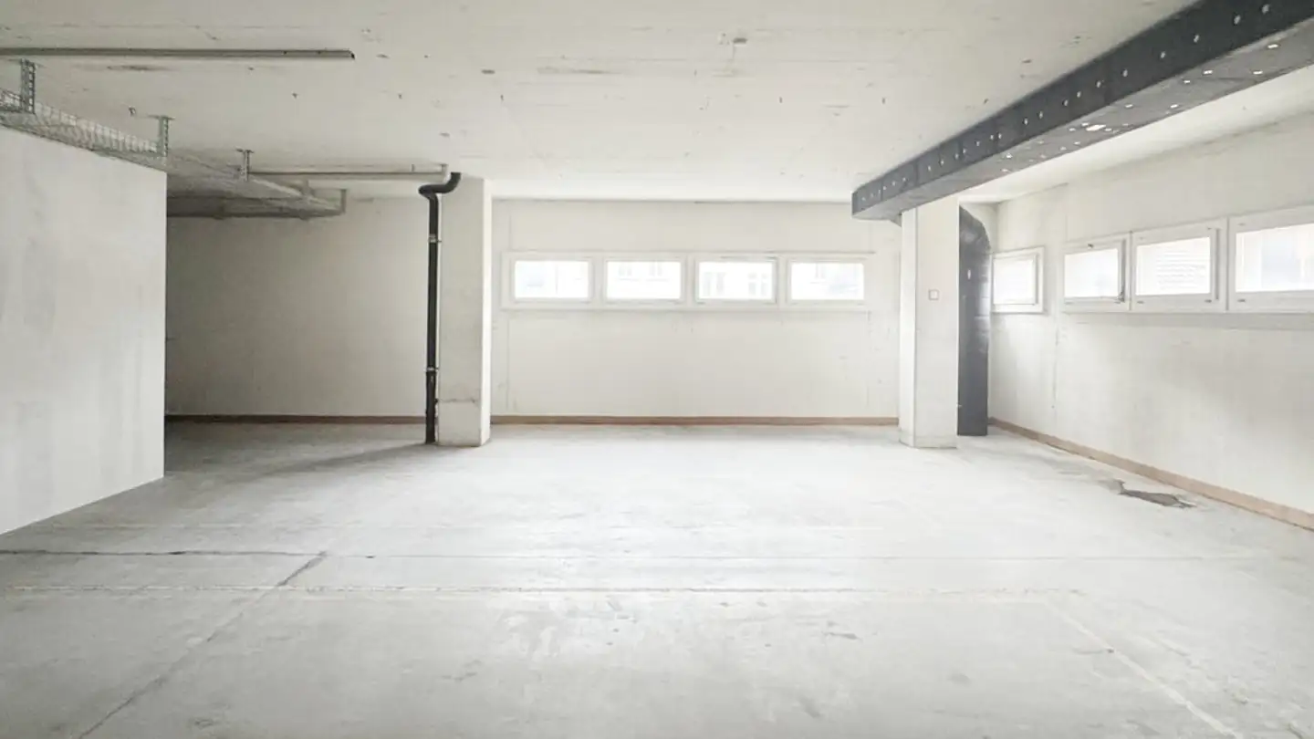 Industrieimmobilie mieten - Bahnhofstrasse 43, 3800 Unterseen