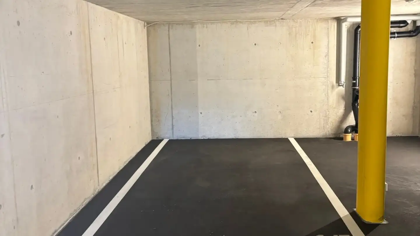 Parcheggio sotterraneo in affitto - Fachstrasse 8a, 8942 Oberrieden