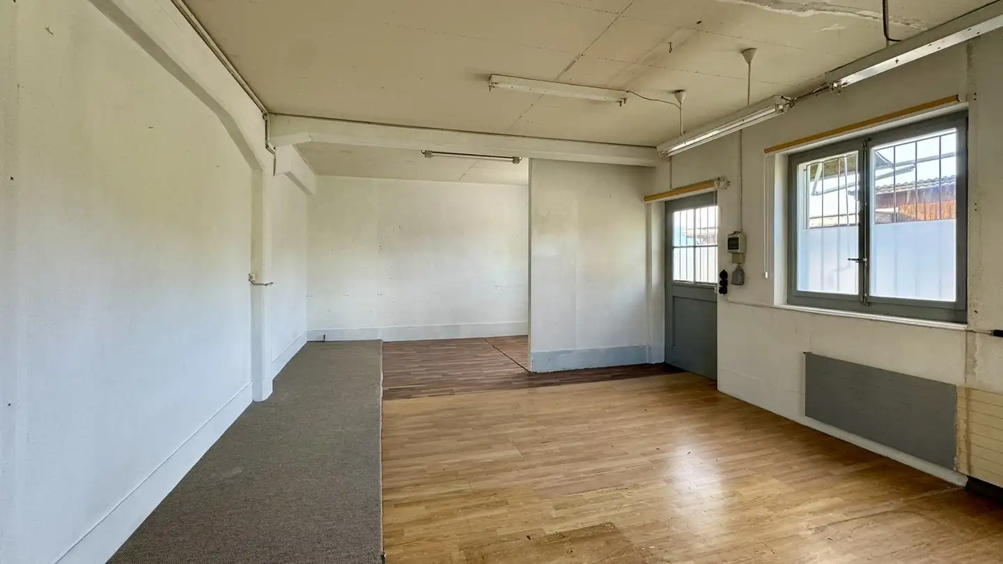 Commercial for rent - Huobstrasse 4, 6045 Meggen