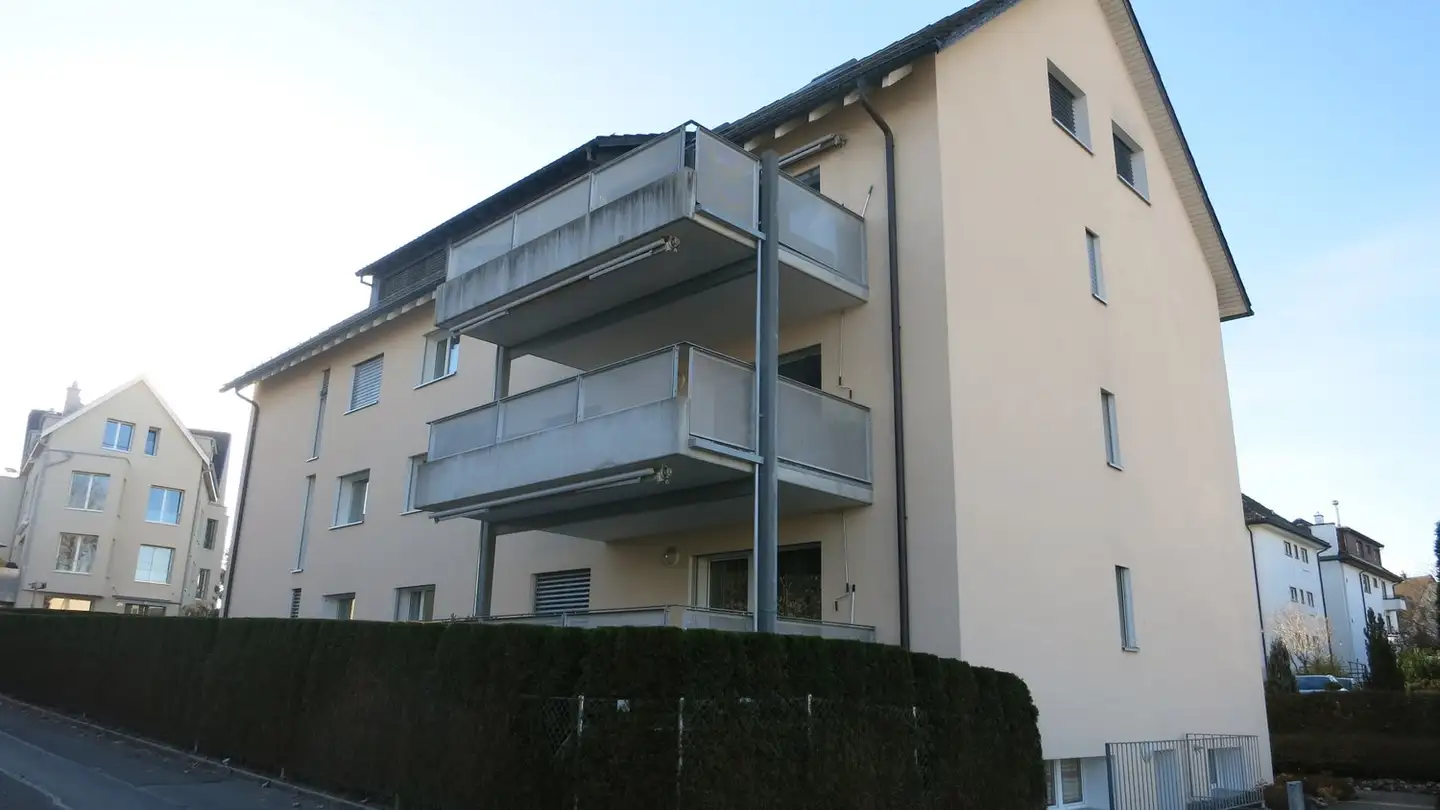 Parcheggio esterno in affitto - Glärnischstrasse 23, 8600 Dübendorf