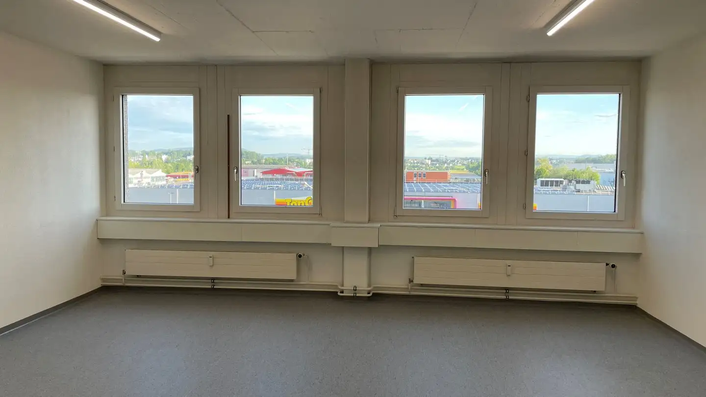 Bürofläche mieten - Riedmattstrasse 9, 8153 Rümlang - Foto 3