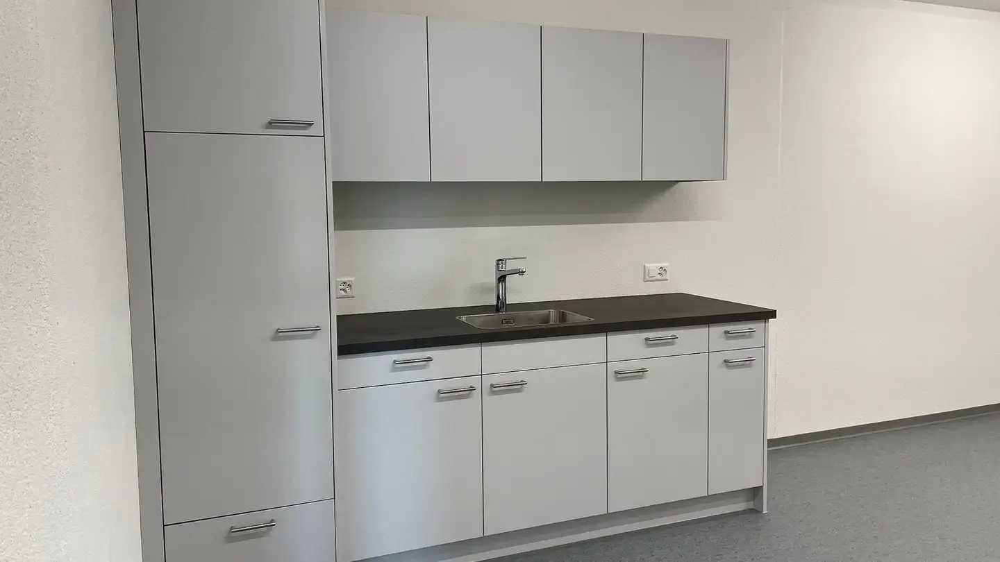 Bürofläche mieten - Riedmattstrasse 9, 8153 Rümlang - Foto 4