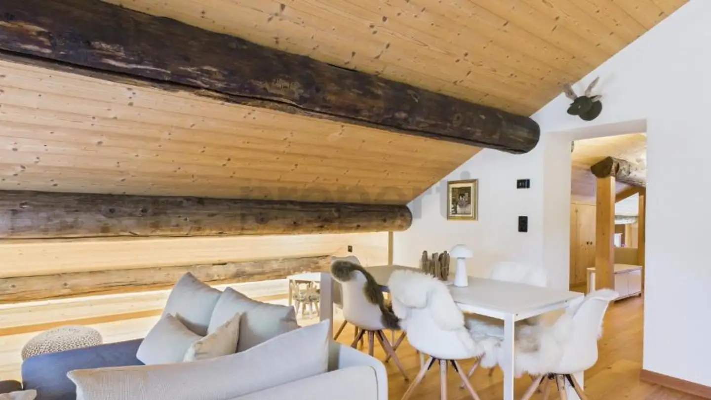 Penthouse for sale - 7437 Nufenen - Photo 2