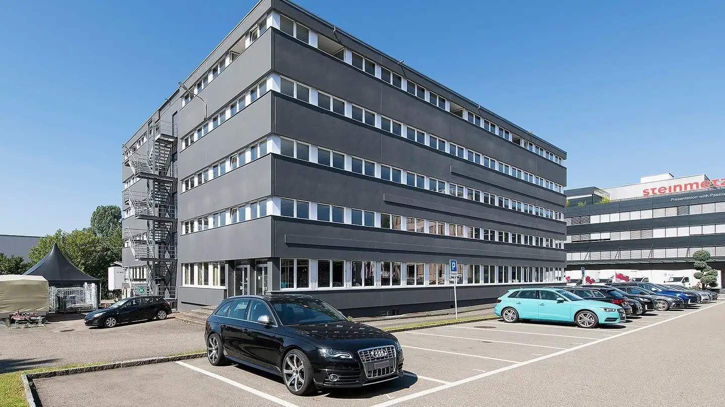 Industrial property for rent - Hölzliwisenstrasse 3, 8604 Volketswil