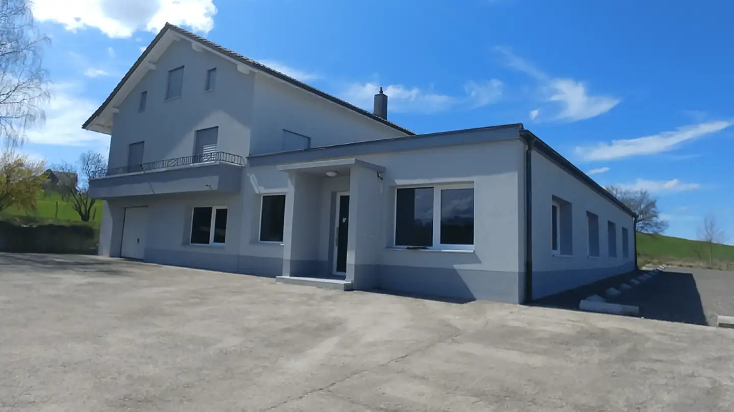 Mischgenutztes Gebäude mieten - Route De Buix 37, 2915 Bure - Foto 2
