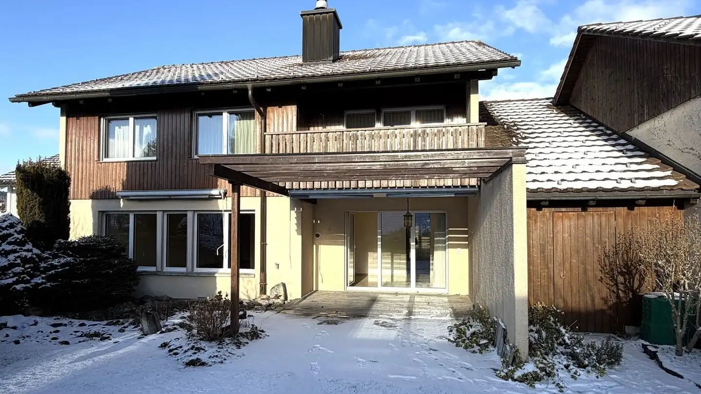 Casa a schiera in vendita - Burgwiesenstrasse 19, 8335 Hittnau
