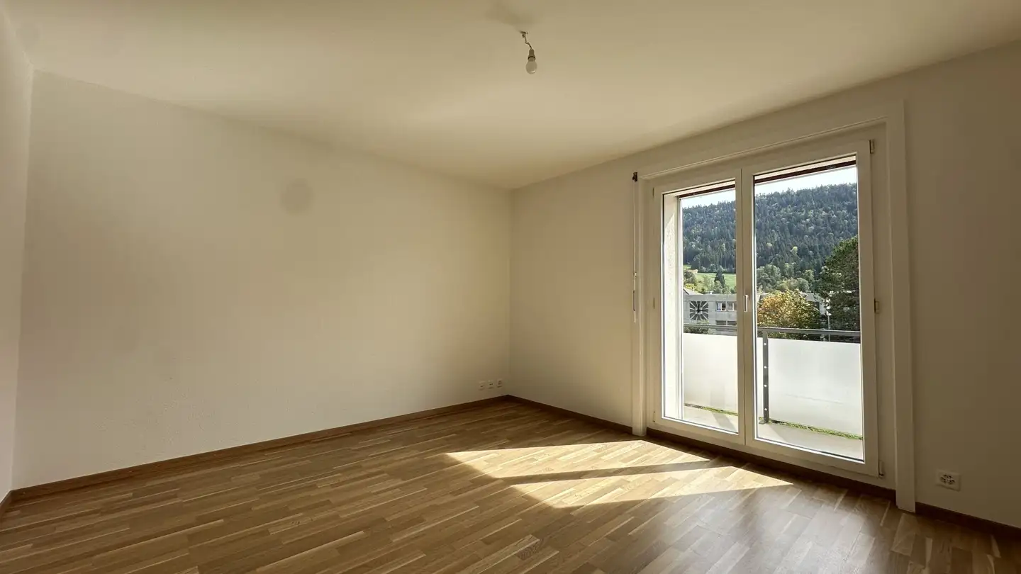 Wohnung mieten - Rue Jules-Baillods 5, 2108 Couvet - Foto 3