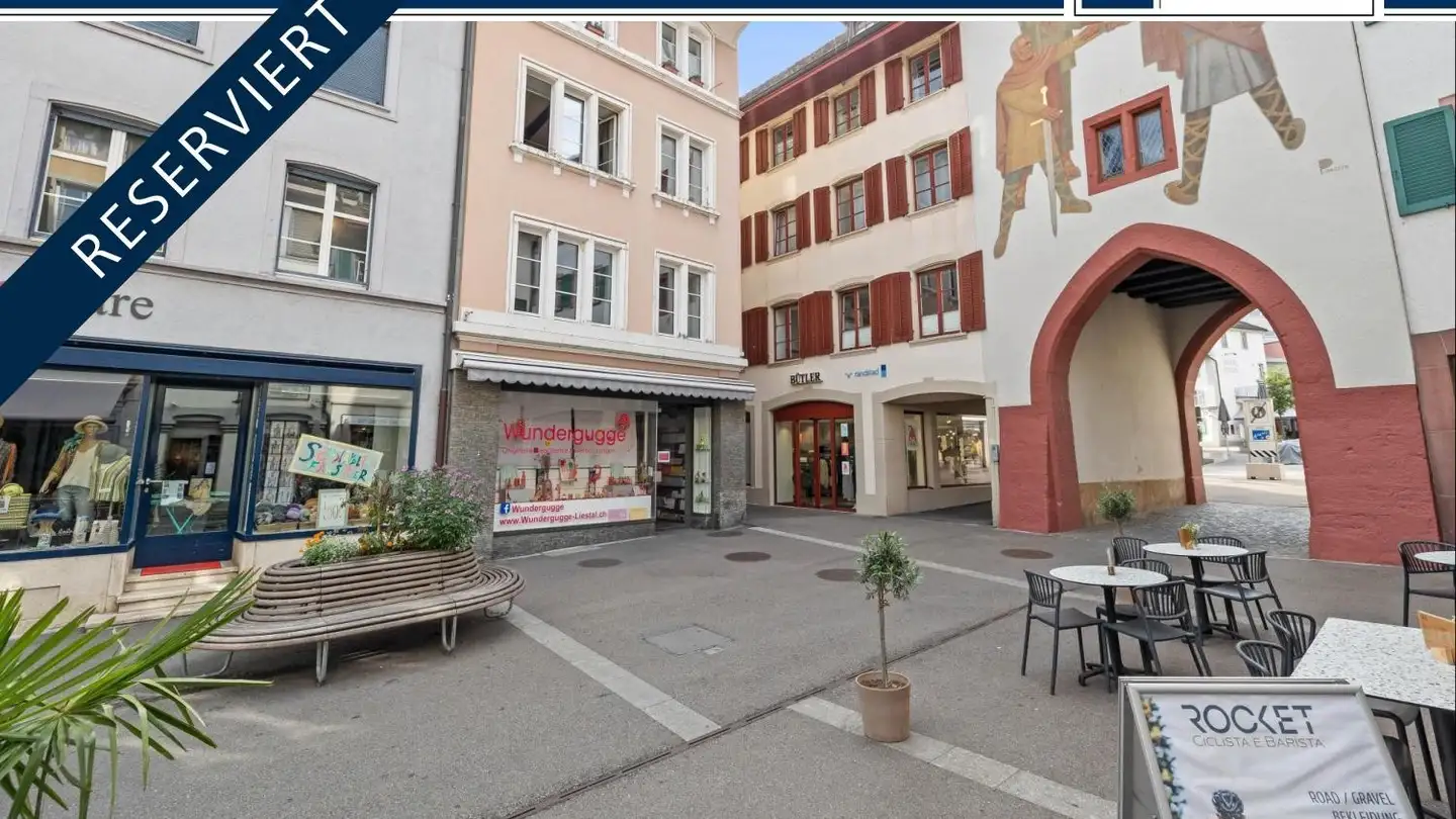 Mixed-use building for sale - 4410 Liestal