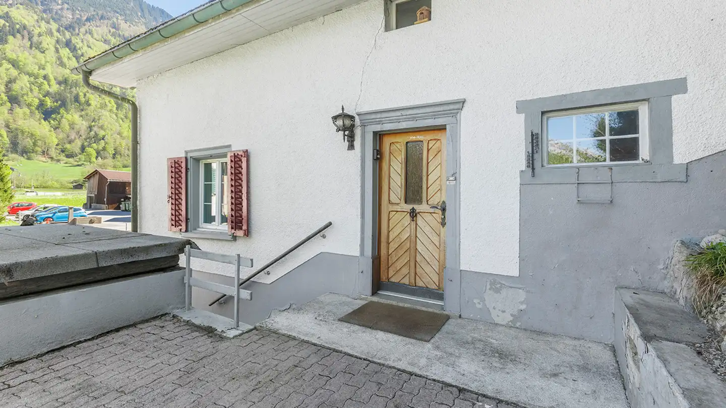 Höhlenhaus kaufen - Hauptstrasse, 8775 Luchsingen - Foto 2