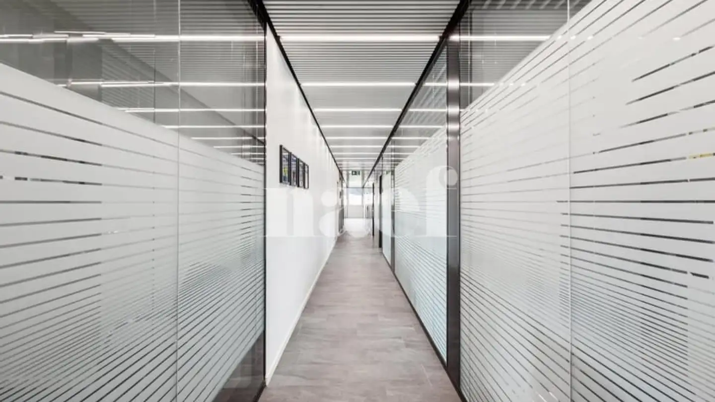 Commercial à louer - Route De La Gare 64, 2017 Boudry - Photo 2