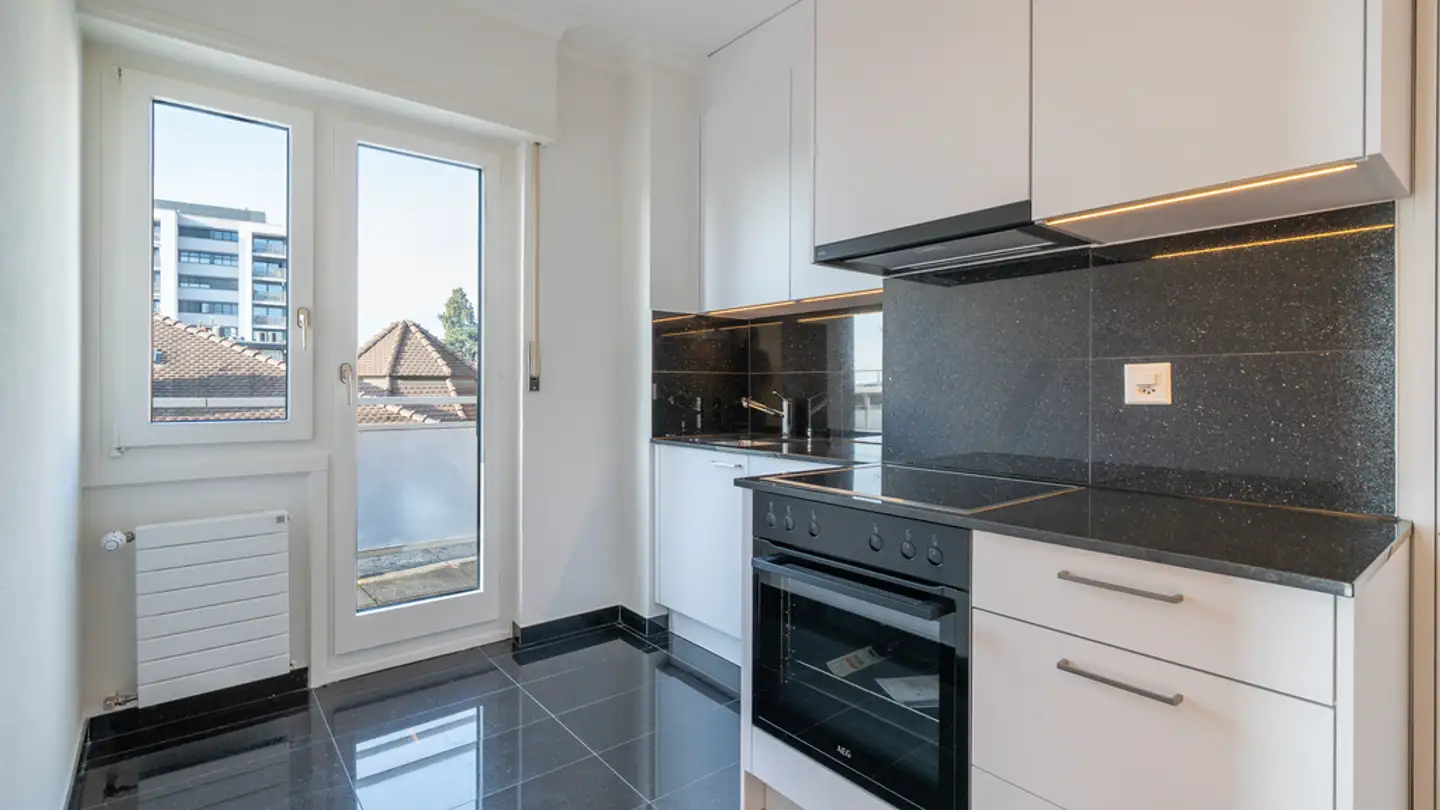 Apartment for rent - Avenue De Riant-Mont 23, 1004 Lausanne - Photo 2