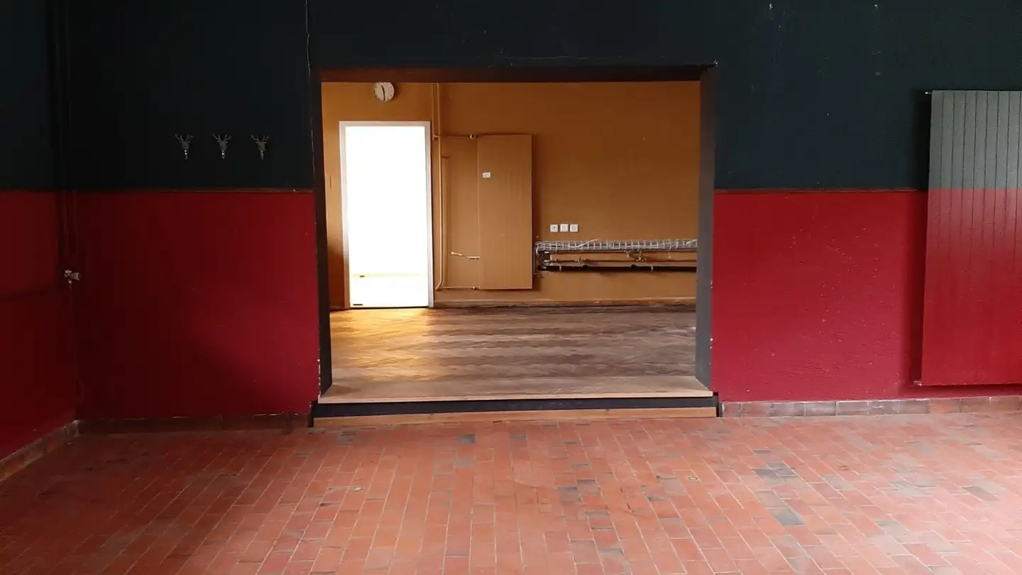 Commercial for rent - Weissensteinstrasse 185, 4515 Oberdorf SO