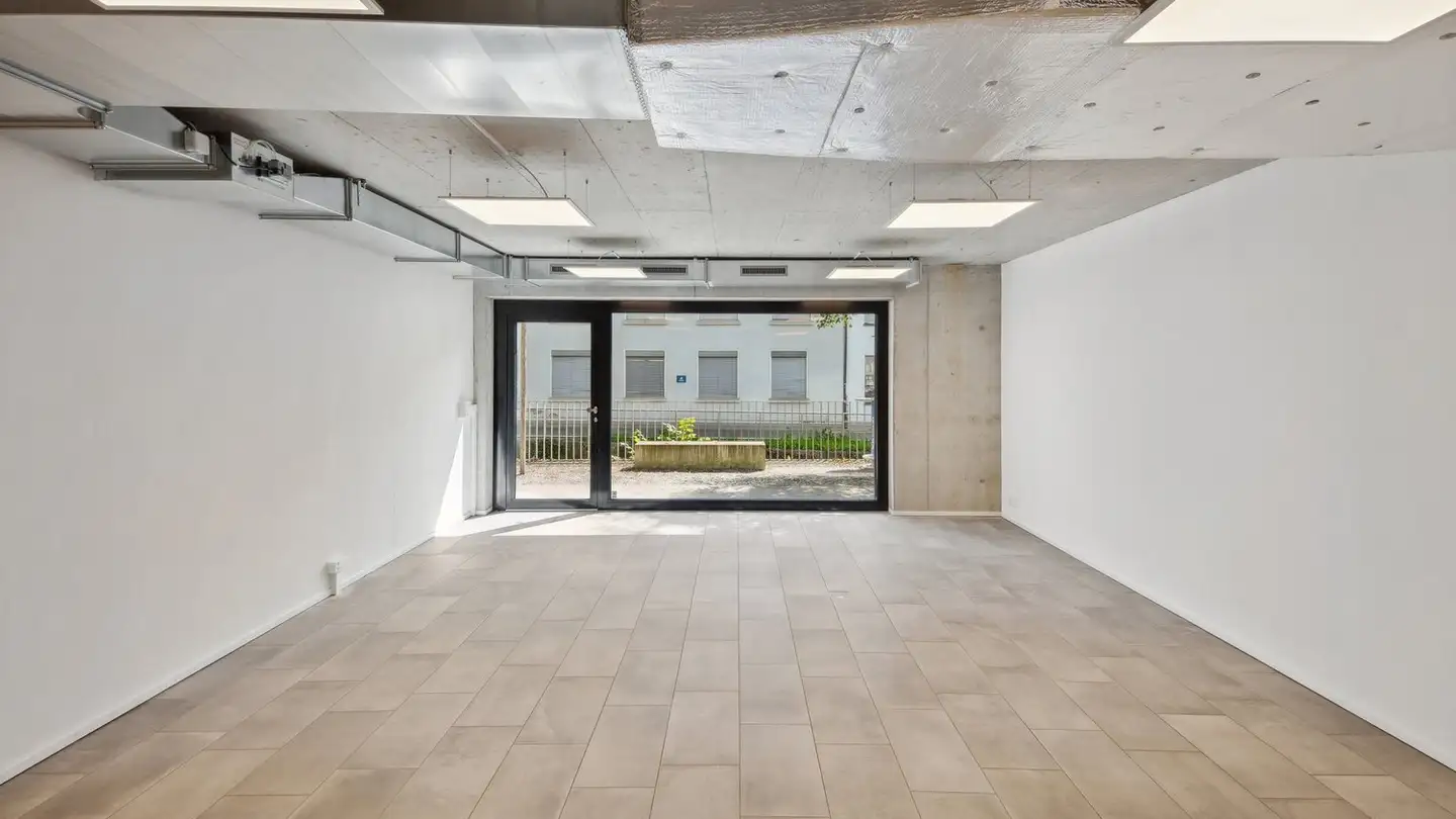 Shop for rent - Dorfstrasse 10, 8630 Rüti ZH - Photo 2