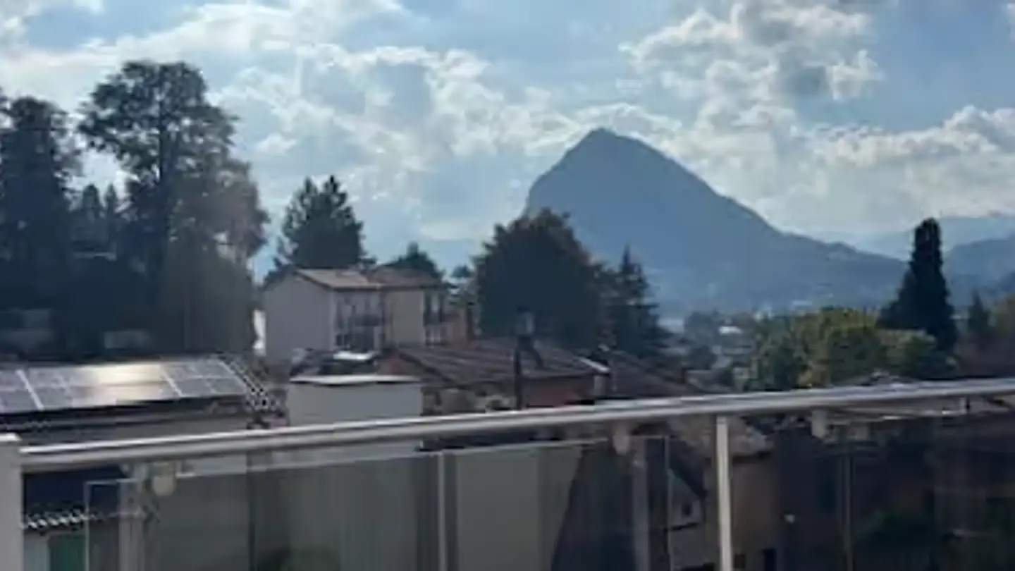 Dachgeschosswohnung mieten - Via Pazzalino 21, 6962 Viganello