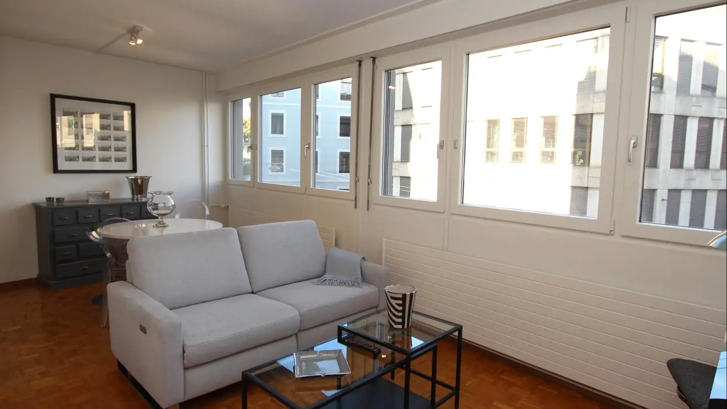 Furnished apartment for rent - Rue Des Glacis-De-Rive 17, 1207 Genève - Photo 2