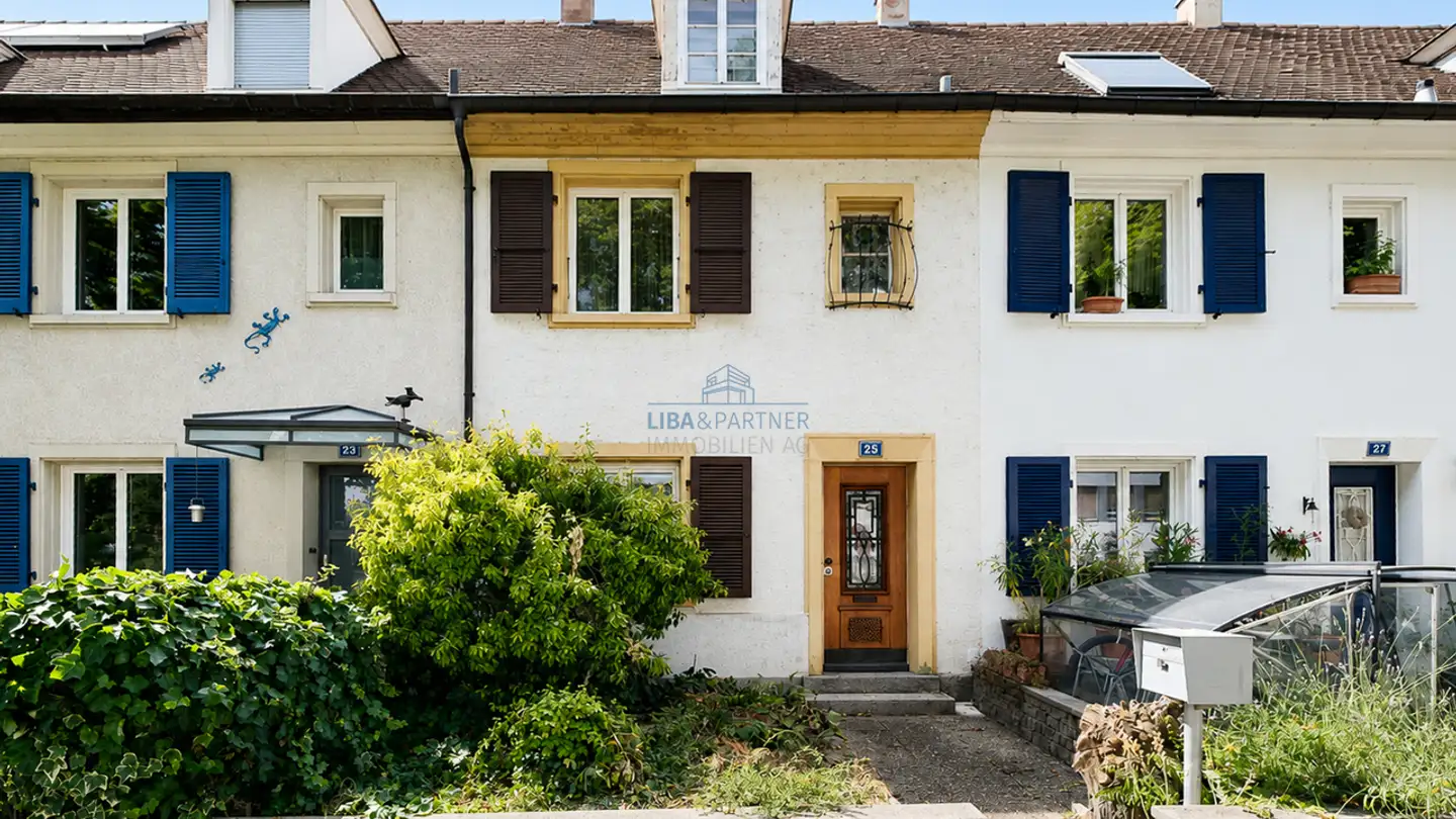Maison en terrasse à vendre - Kleinriehenstrasse 25, 4058 Basel