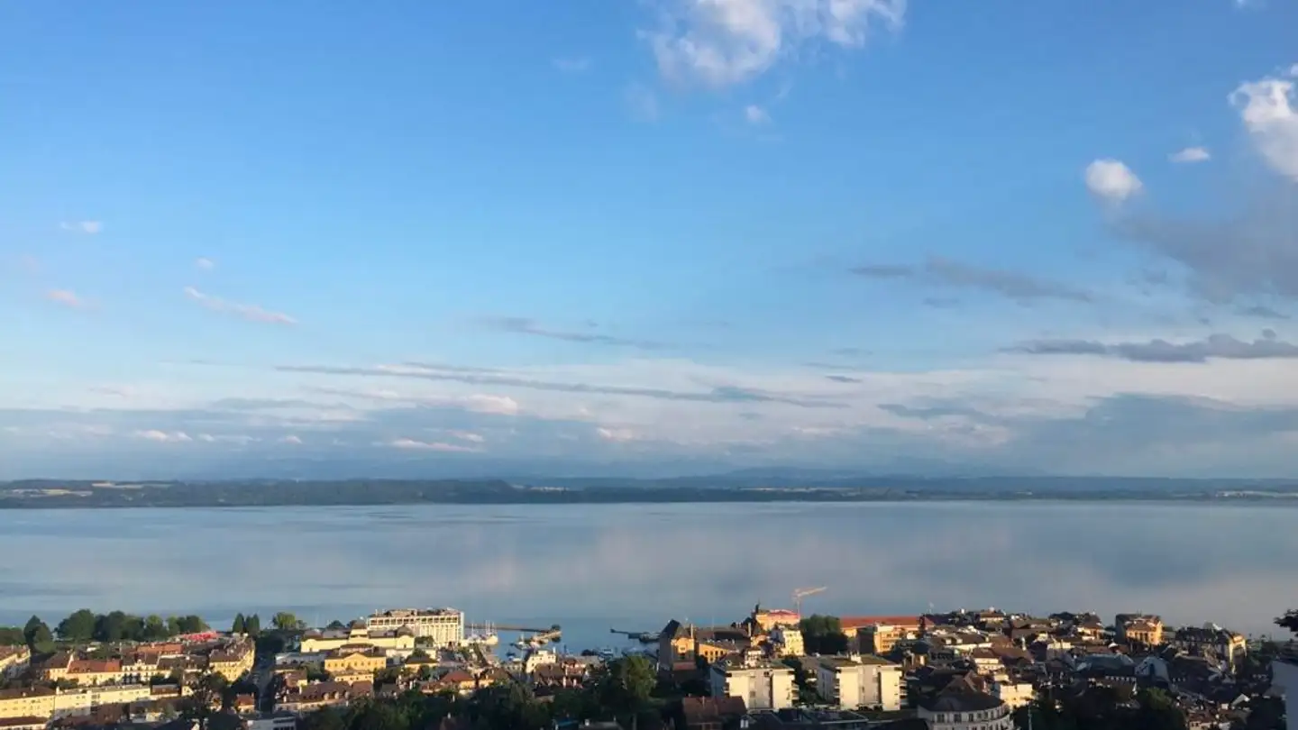 Appartement à louer - Rue De La Cassarde 7, 2000 Neuchâtel - Photo 2