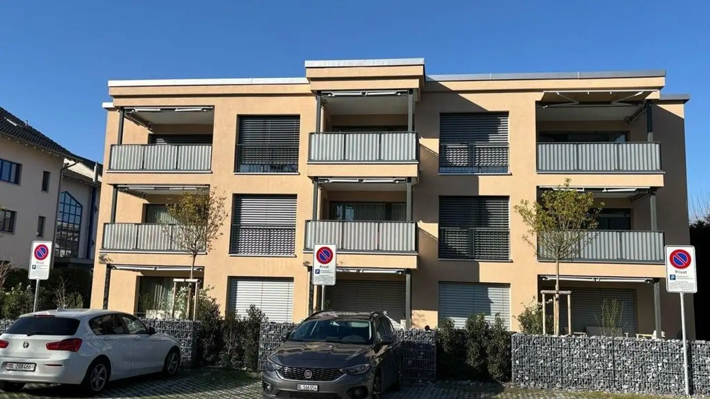 Outdoor parking space for rent - Heissgländstrasse 19, 4132 Muttenz