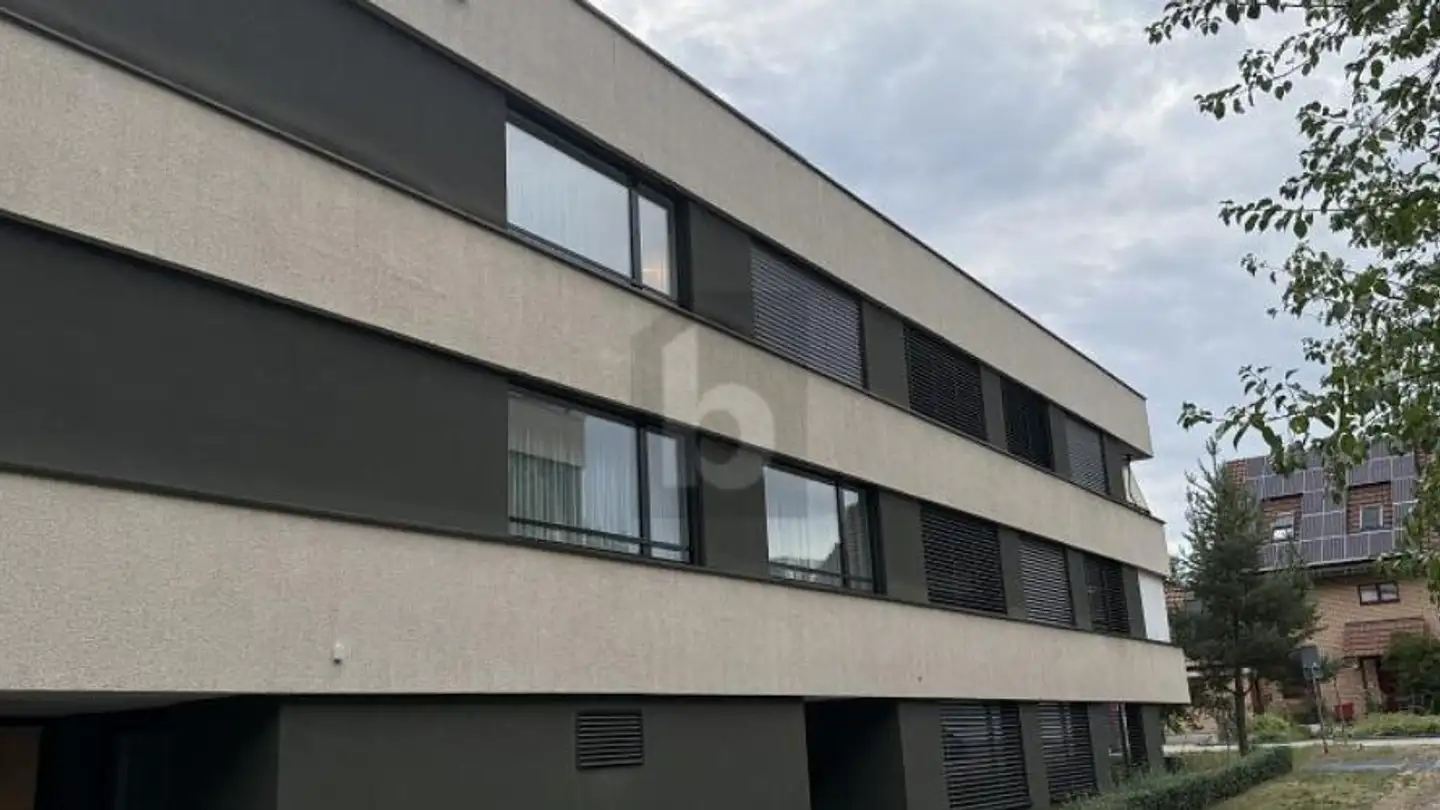 Terrain commercial à louer - 4153 Reinach BL