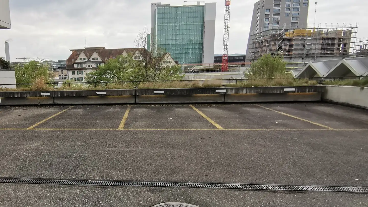 Parkplatz im Freien mieten - Wipkingerplatz 5, 8037 Zürich