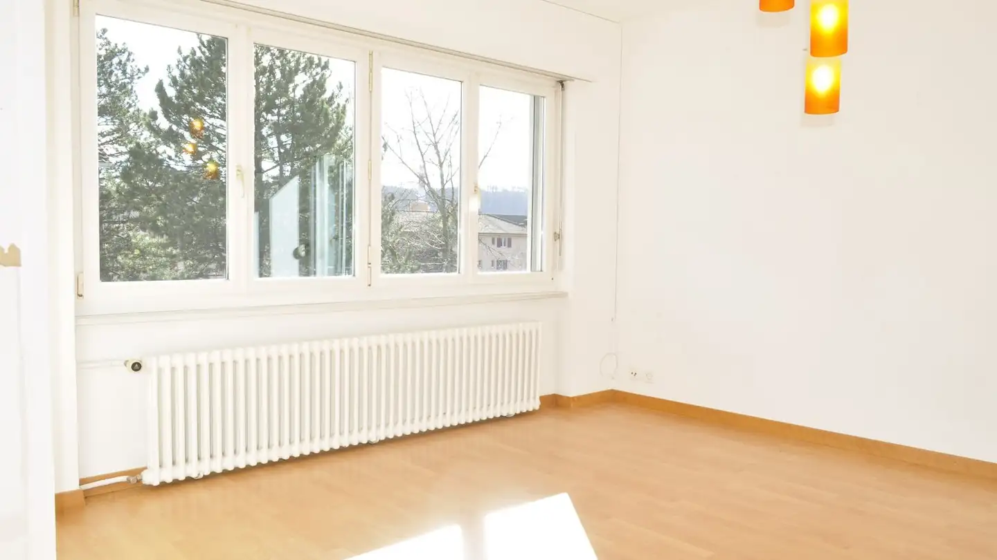 Wohnung mieten - Route De Brügg / Brüggstrasse 76, 2503 Biel/Bienne - Foto 2