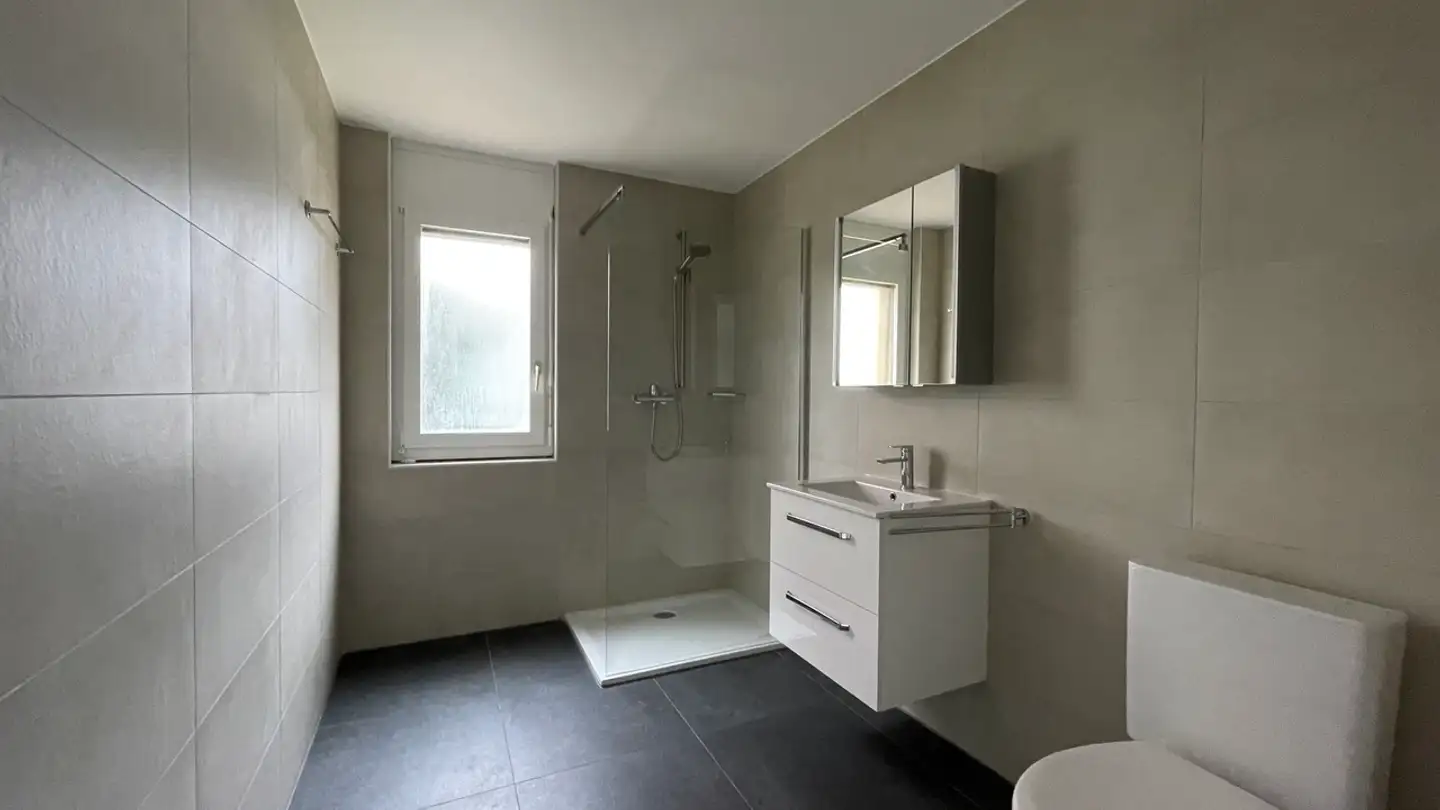 Apartment for rent - Route De Zursin, 1912 Leytron - Photo 4