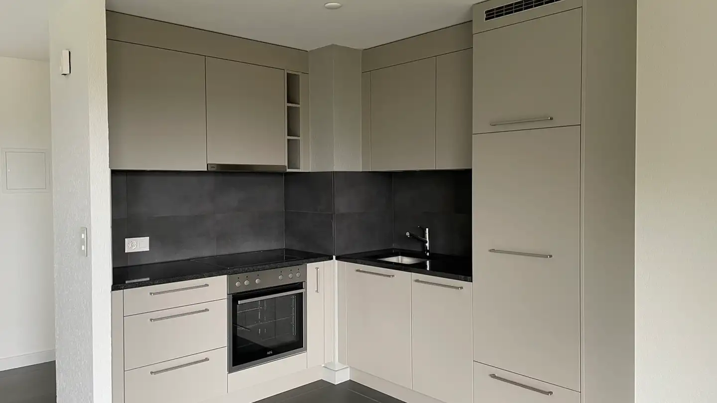 Apartment for rent - Route De Zursin, 1912 Leytron - Photo 2